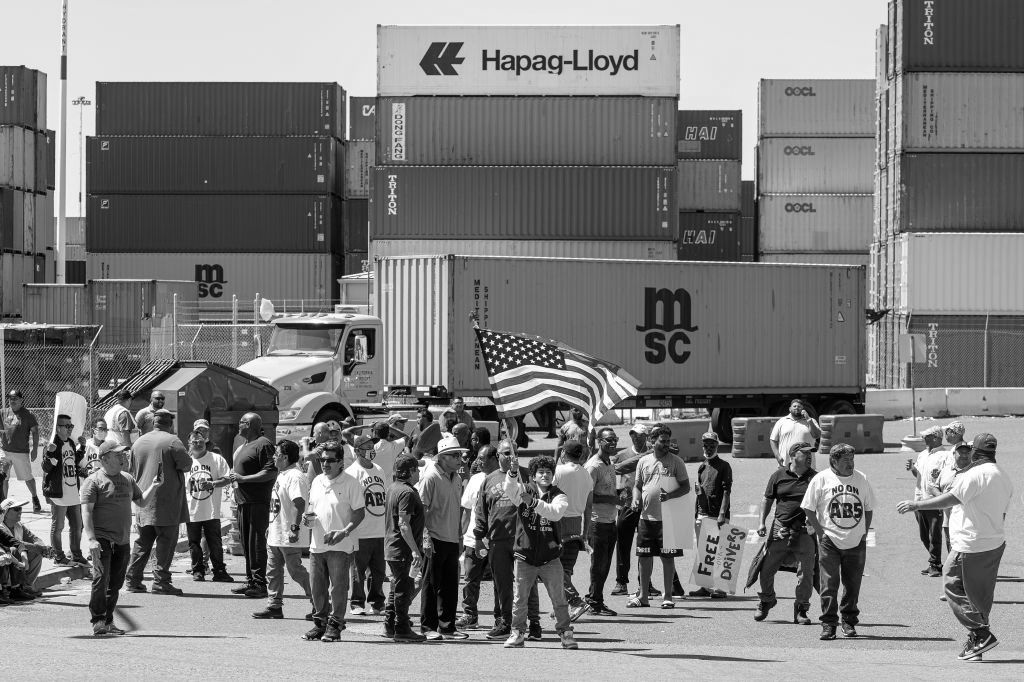 Truckers Protest California Gig-Work Law